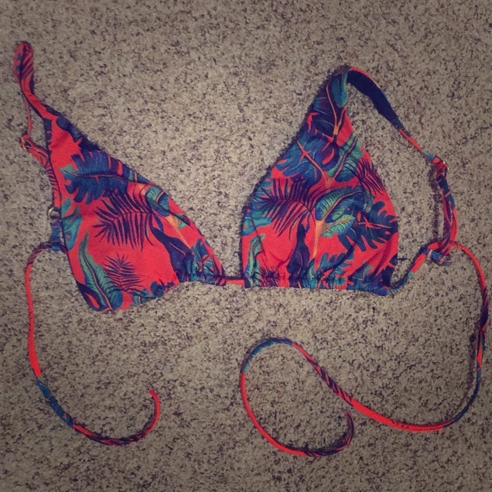 Bathing suit top
